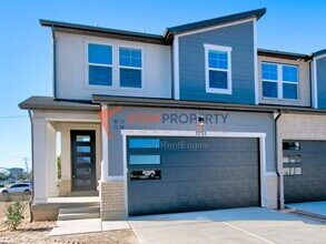 Building Photo - 731 Jadeite Ln