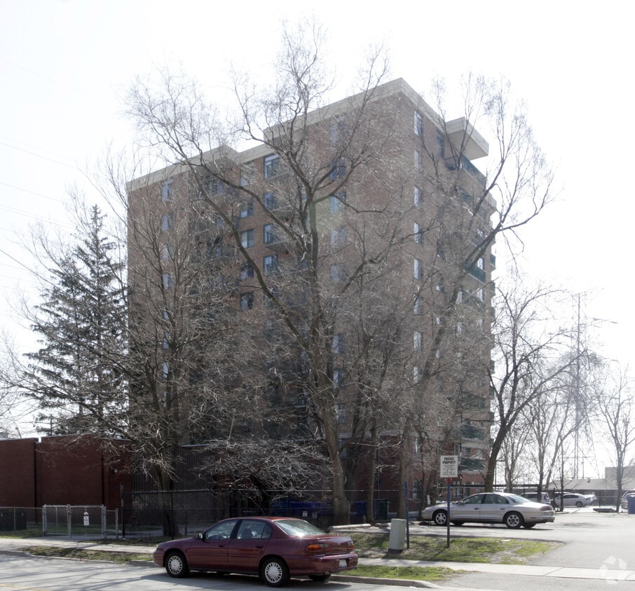 Photo du bâtiment - Stoa Co-Operative Homes