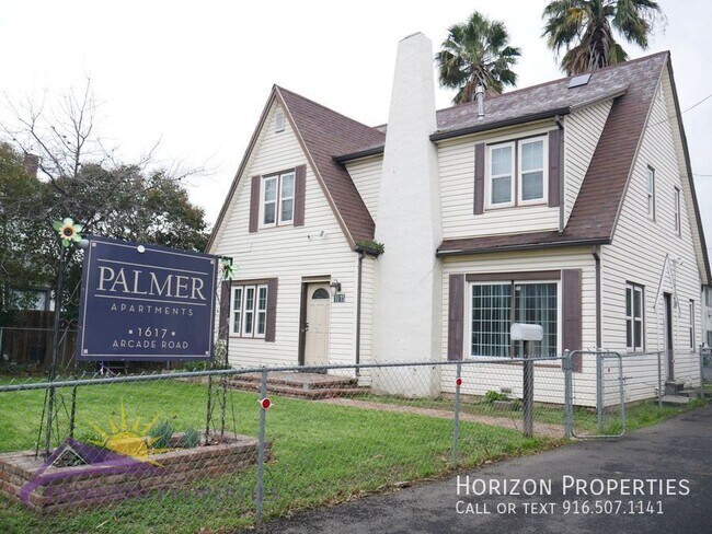 Building Photo - Cozy 1 Bed 1 Bath 700sqft Fourplex in Nort...