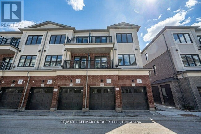 Building Photo - 49 Matawin Ln