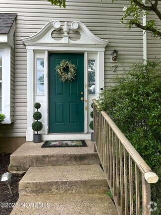 Building Photo - 17 Gloucester Ct