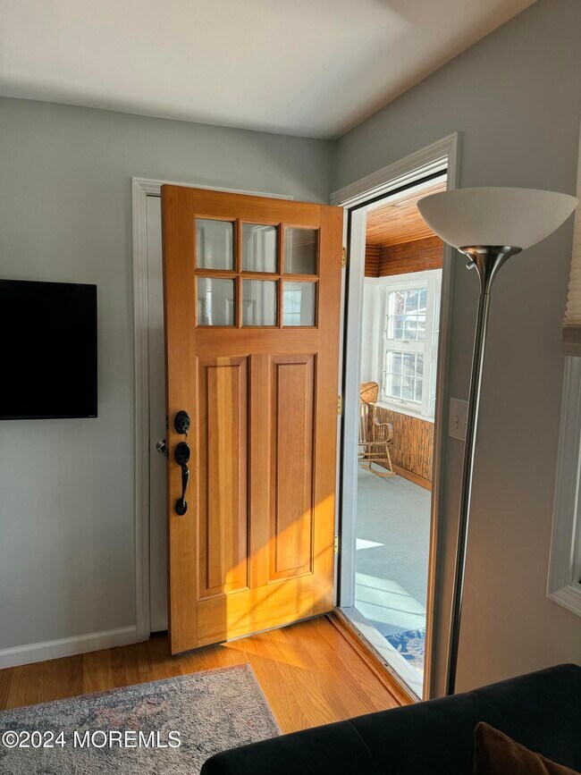 Foto del edificio - 25 Magee Ave