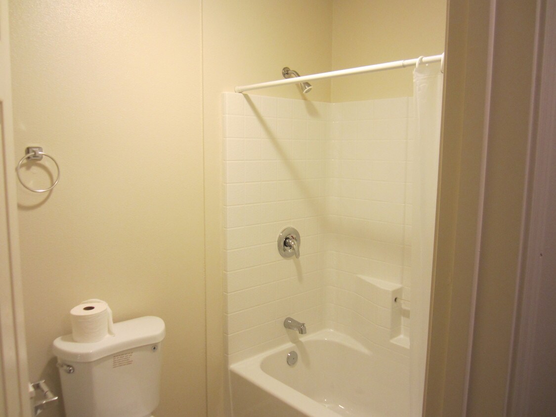 Baño - 41667 Sultana Rd