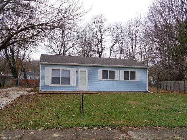 Building Photo - 3 br, 1 bath House - 3331 Alpine St