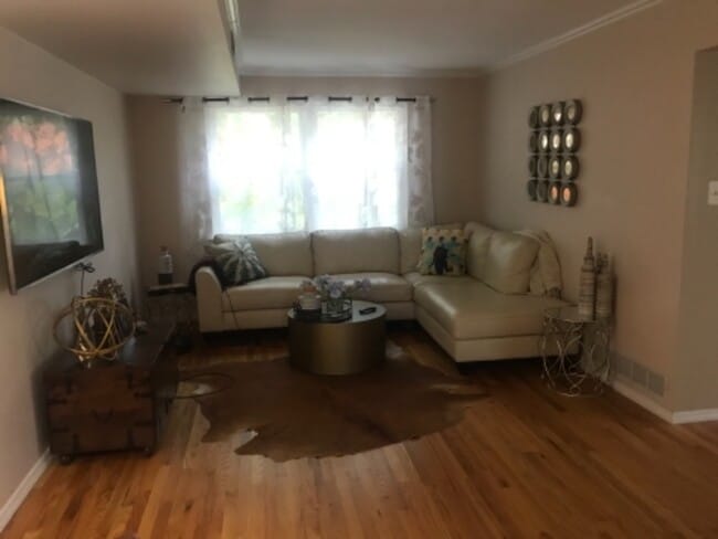 Foto del edificio - 15026 Liberty Ln