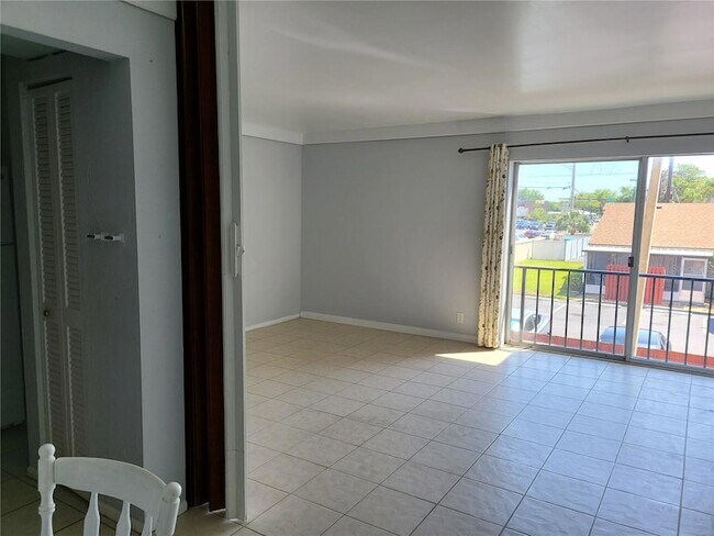 Foto del edificio - 2763 Woodgate Ln