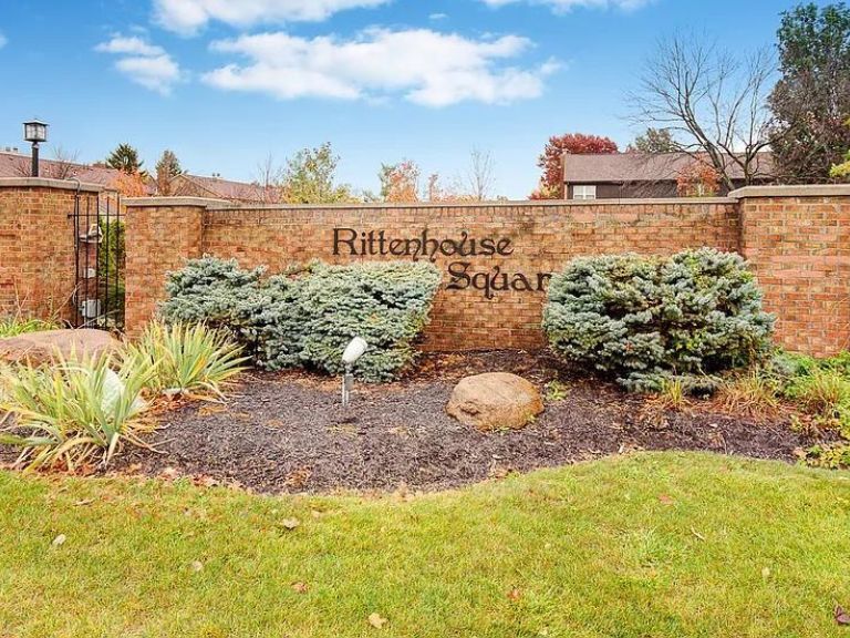 Foto principal - 5107 Delancey St