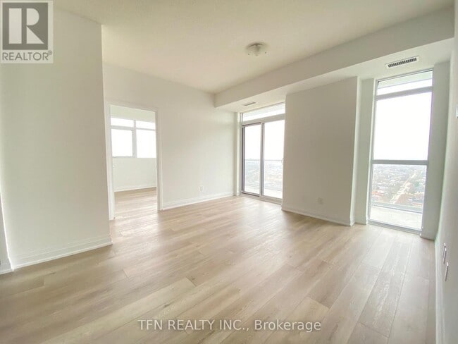 Building Photo - 251-2251 Manitoba St
