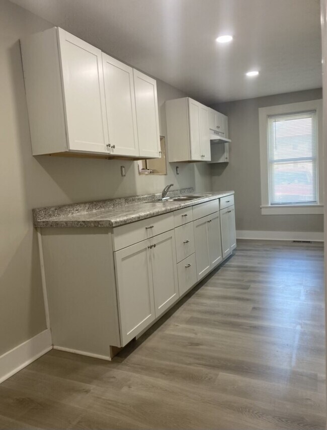 305 N State St Unit 305, Marion, OH 43302 Condo for Rent in Marion