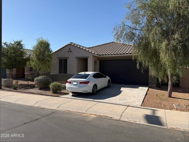 Foto del edificio - 24740 W Jessica Ln