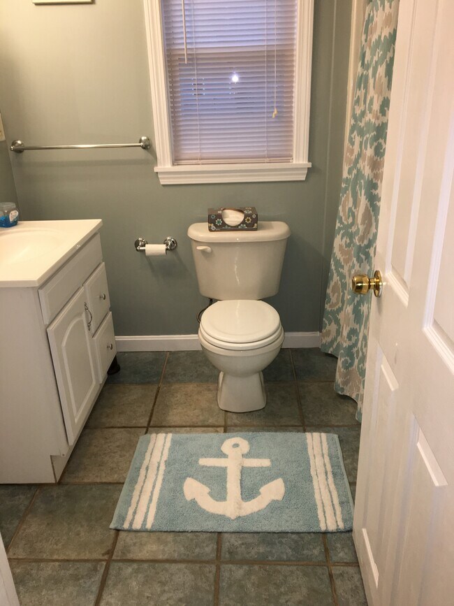Bathroom - 25 Centerville Ave
