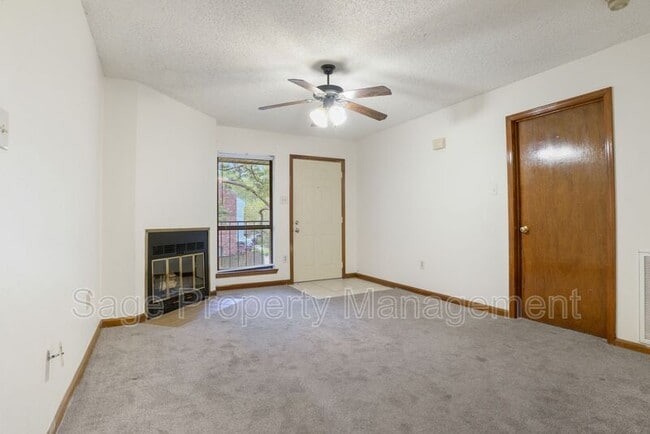 Building Photo - 16633 Missionary Ridge Ct