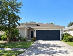 Building Photo - 1777 Sawgrass Dr SW