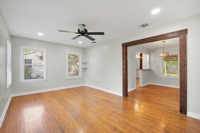 Foto del edificio - Charming 2-Bedroom Home in San Antonio