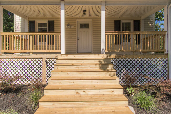 Building Photo - Yellow Springs