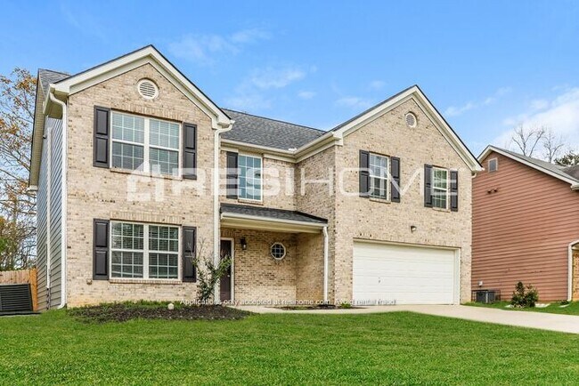 Building Photo - "Welcome Home! Get 1 month FREE RENT when ...