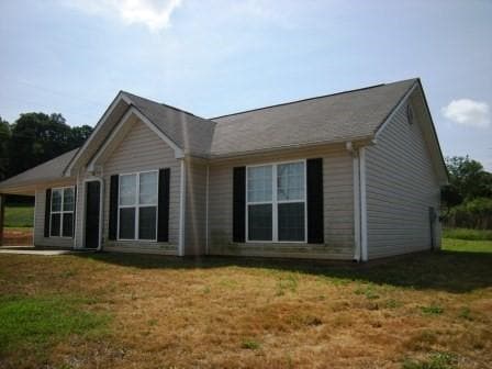 Building Photo - 129 Farm View Ln