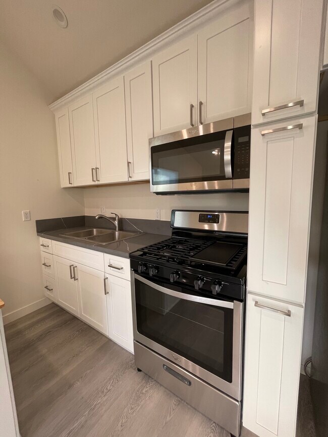 22506 Criswell St, West Hills, CA 91307 House for Rent in West Hills