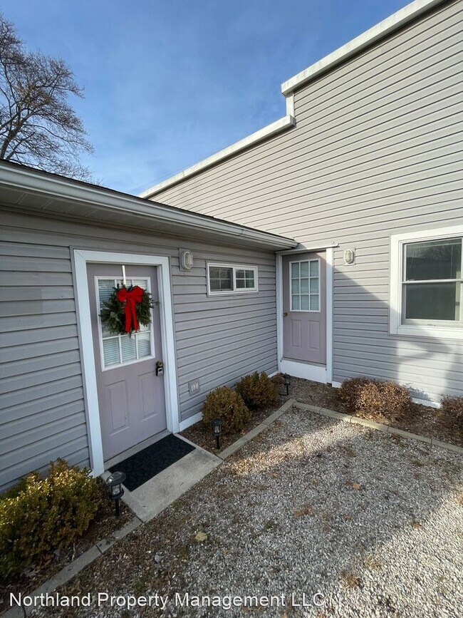 Foto del edificio - 1 br, 1 bath House - 822 S. Cass St