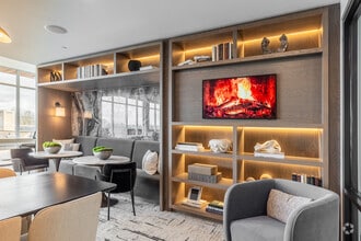 Interior Photo - Willamette Tower