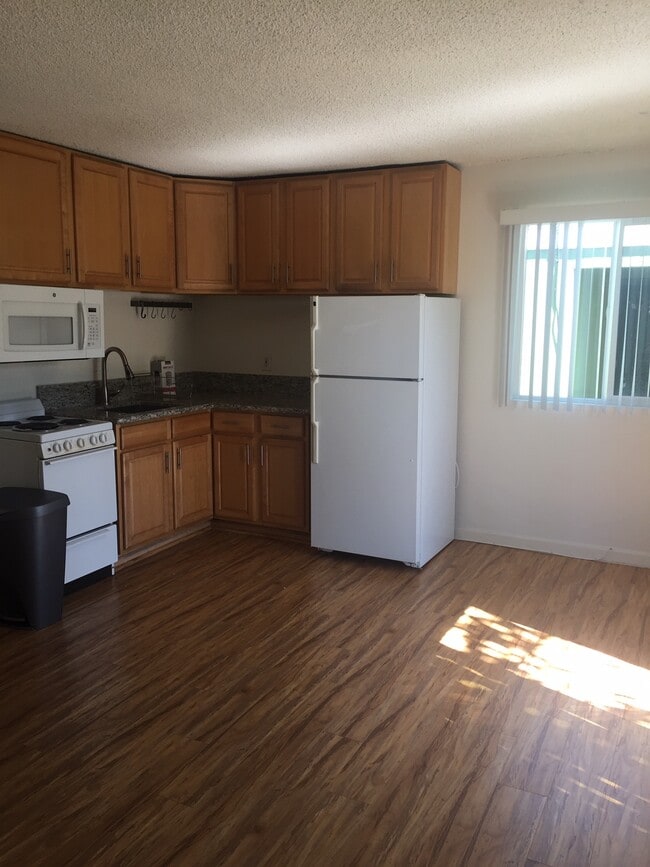 Building Photo - 2516 Pacific Ave