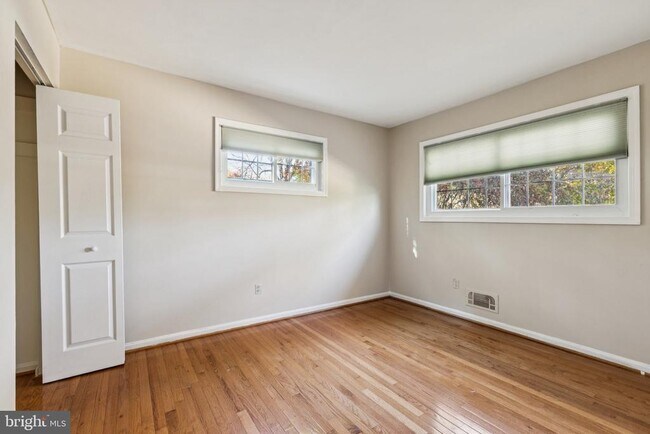 Foto del edificio - 7714 Arlen St