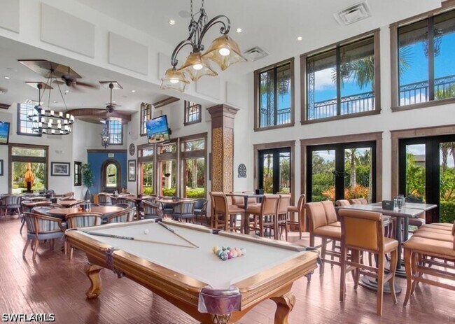 Building Photo - 9050 Capistrano St N