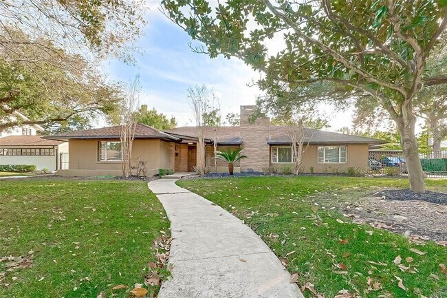 Foto del edificio - 2511 Maroneal St