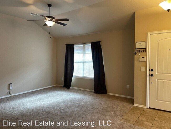 Foto del edificio - 12716 Heritage Oaks Dr