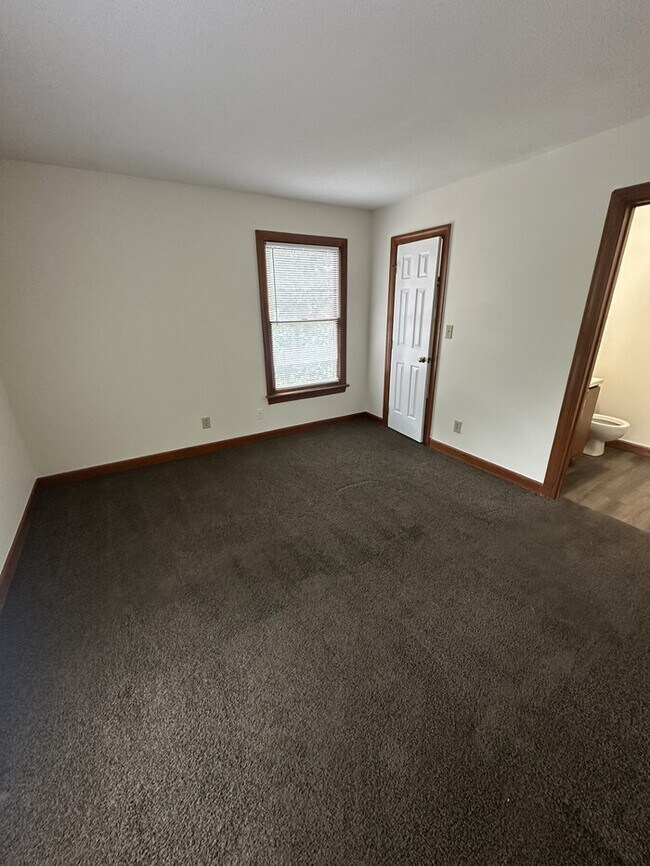 Foto del edificio - 3512-301 Ivy Commons Drive