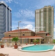 Building Photo - 1478 Riverplace Blvd