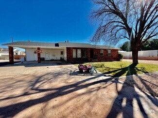 Building Photo - 2477 Arrowhead Trail
