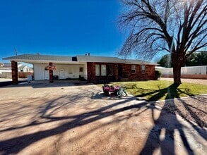 Building Photo - 2477 Arrowhead Trail