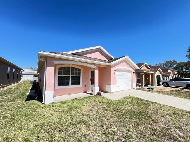 Building Photo - Available NOW! Beautiful 3BR/2BA in Oxford