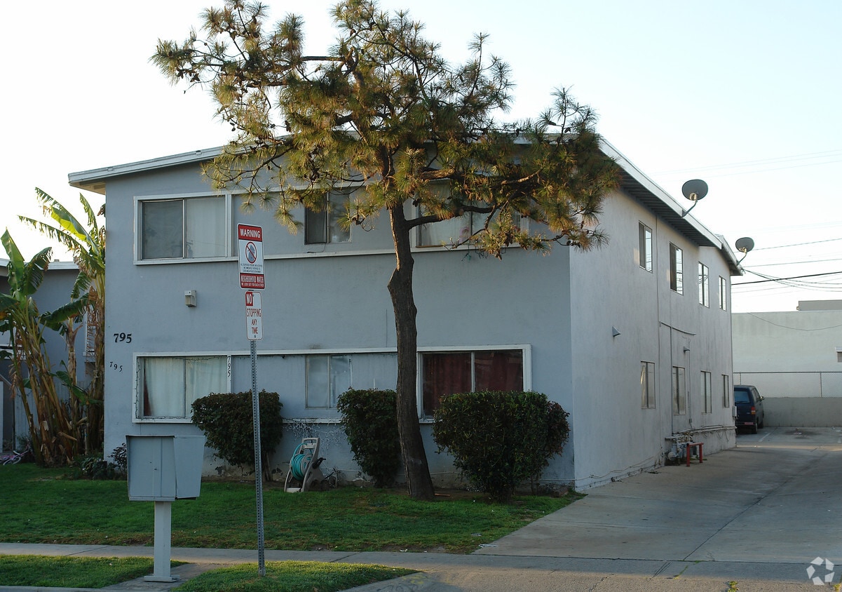 Building Photo - 795 Shalimar Dr