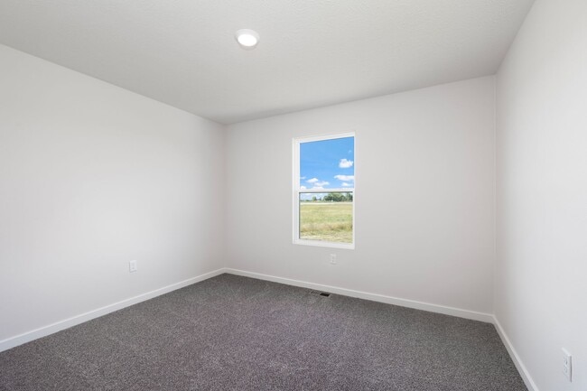 Building Photo - BRAND NEW 3 BEDROOM HOME - BOLIVAR, MO