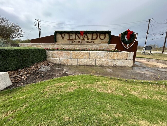 Building Photo - COMING SOON!! Beautiful 2-Story 4 Bedroom ...