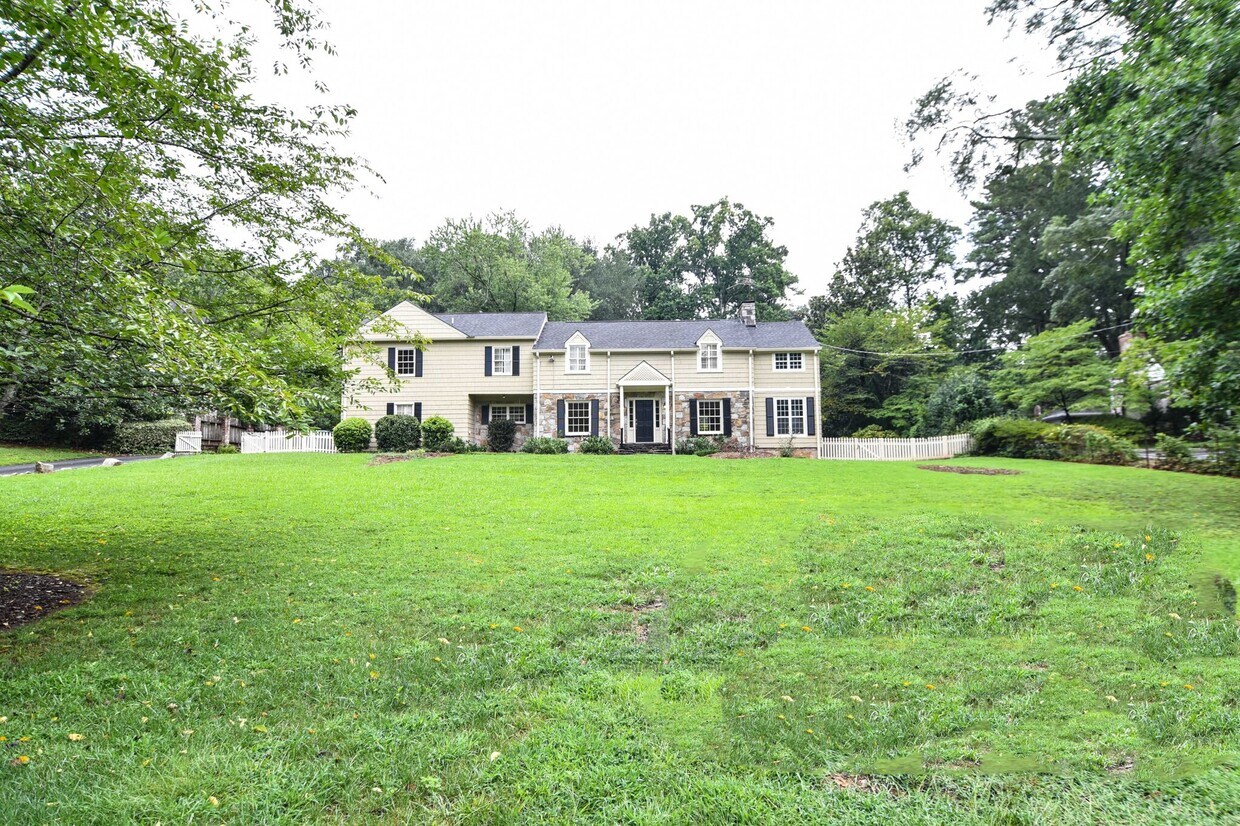 57 Putnam Dr NW, Atlanta, GA 30342 House Rental in Atlanta, GA