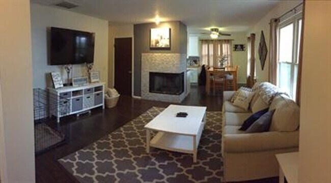 Foto del edificio - 2805 Clayton Blvd
