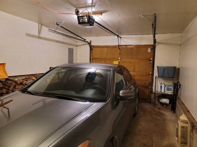 Building Photo - 17219 Gravenstein Rd