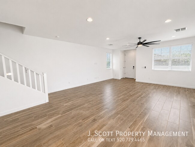 Foto del edificio - 3347 South Lily-