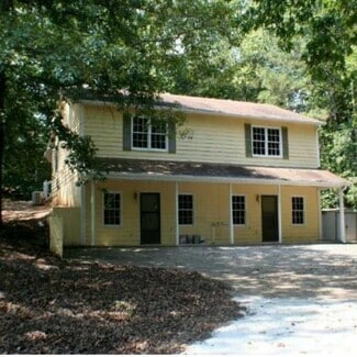 Building Photo - 4520 Bartow Carver Rd SE