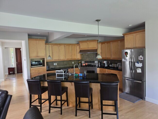 Foto del edificio - 540 Wilderness Peak Dr NW