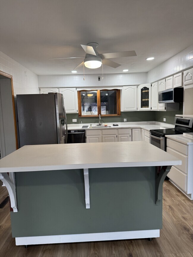 Foto del edificio - 8944 Erie St