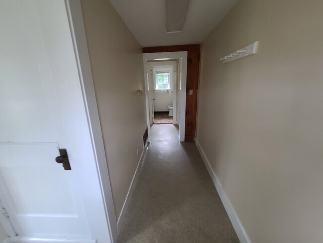 Building Photo - 56 Cowls Rd