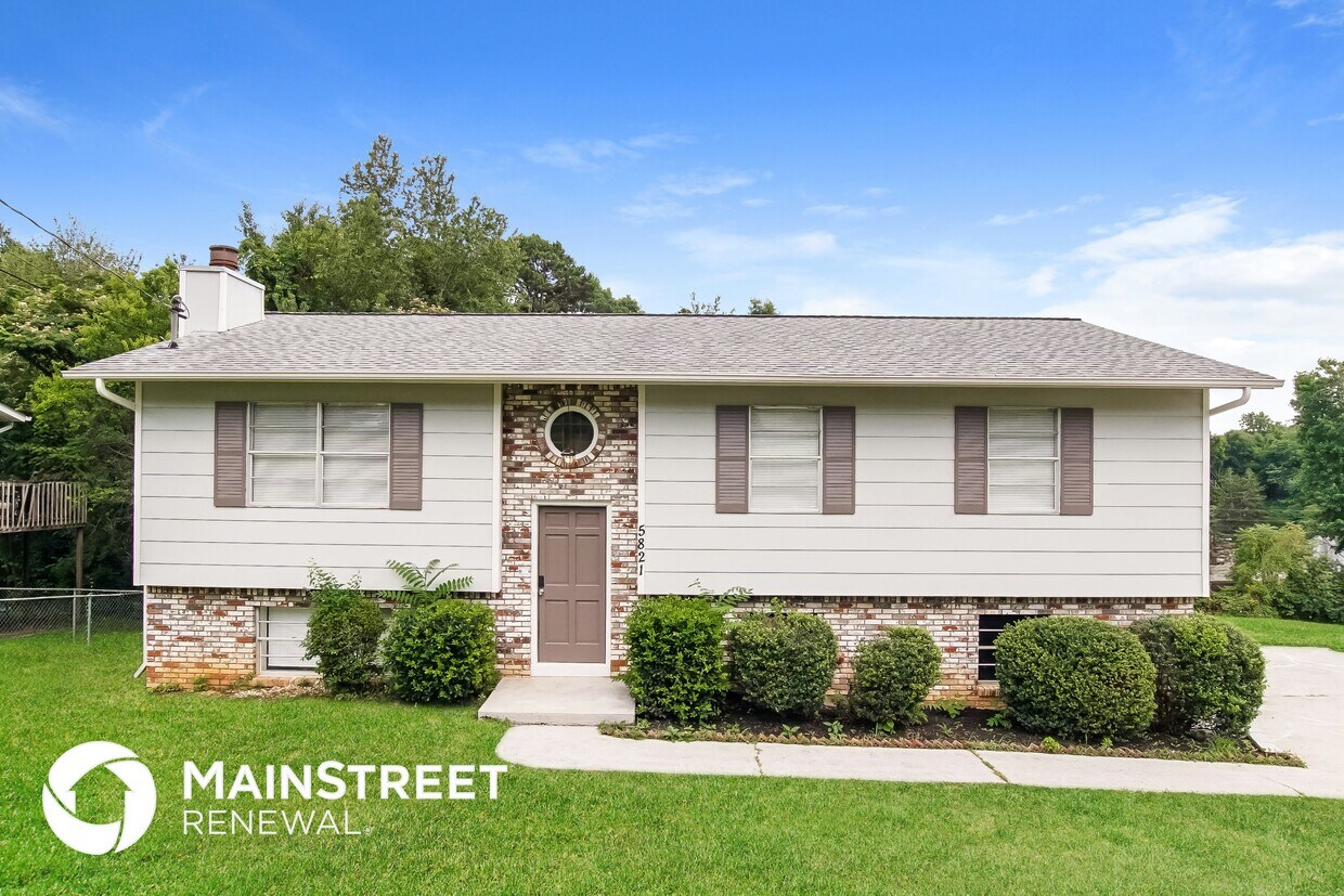 Foto principal - 5821 Outer Dr