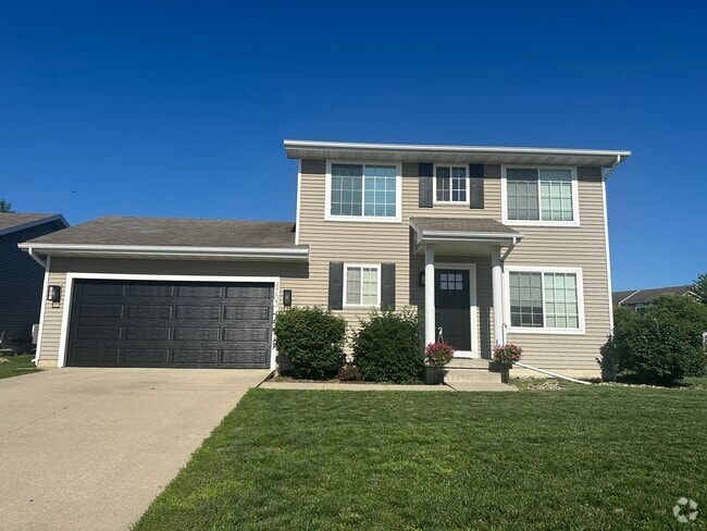 Building Photo - 4703 NE Hayes Dr