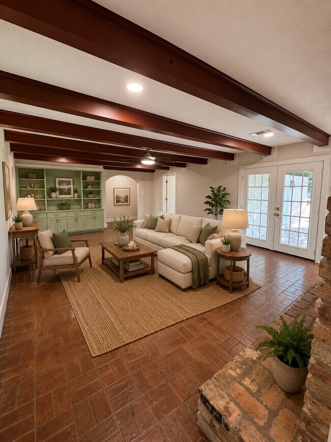 Building Photo - 118 Clover St