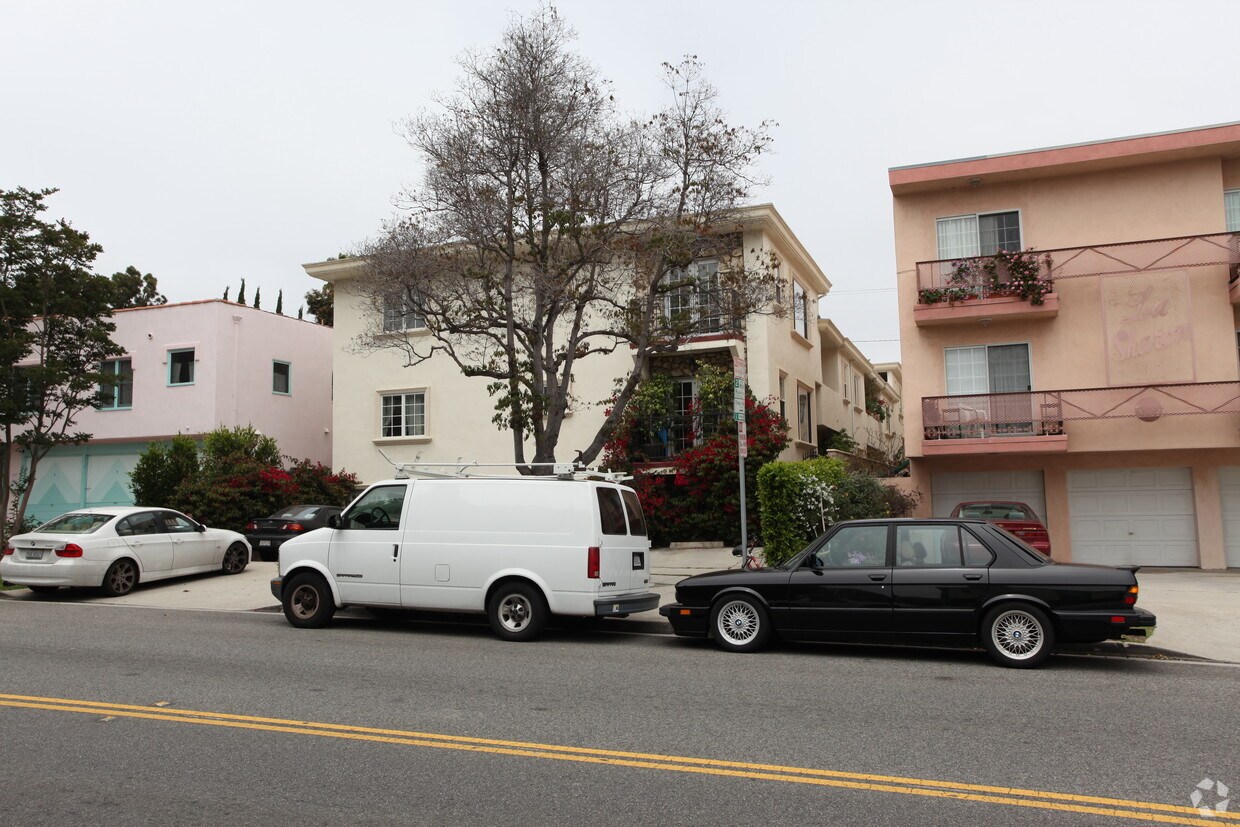 Building Photo - 1111 11th St