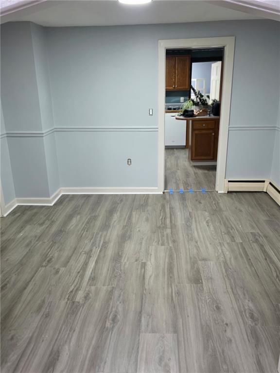 Foto del edificio - 8 Racicot Ave